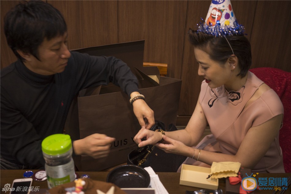 周海媚活动照 周海媚高清写真_周海媚高清剧照