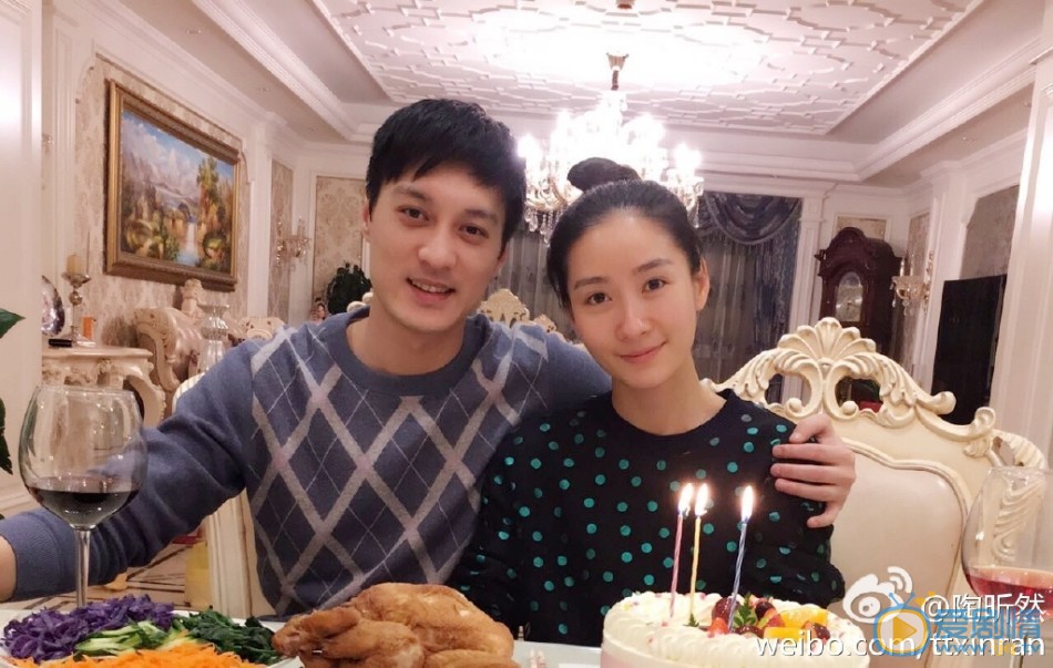 何建泽夫妻合照 何建泽高清写真_何建泽高清剧照