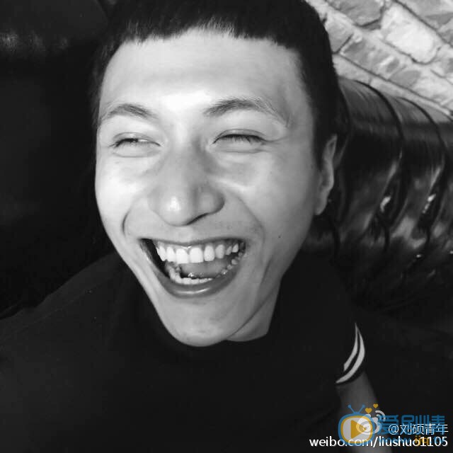 刘硕黑白自拍 刘硕高清写真_刘硕高清剧照