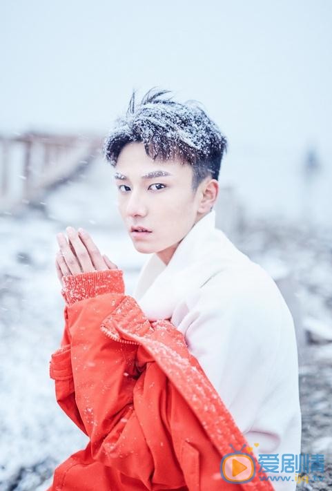 李熹子雪地写真 李熹子高清写真_李熹子高清剧照