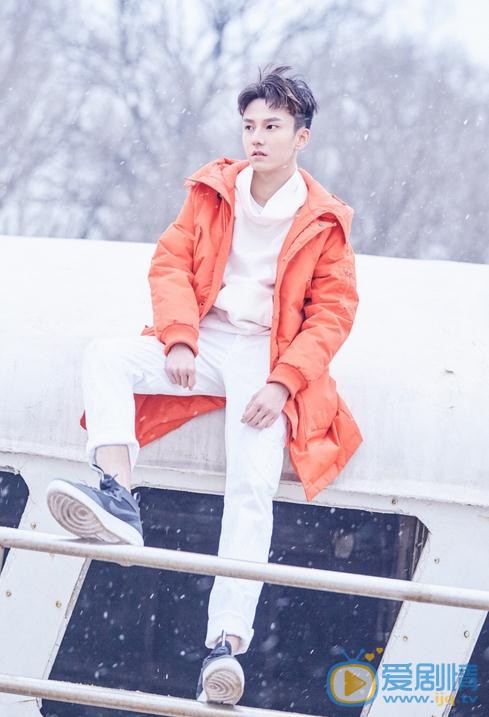 李熹子雪地写真 李熹子高清写真_李熹子高清剧照