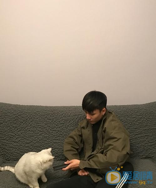 李熹子生活照 李熹子高清写真_李熹子高清剧照
