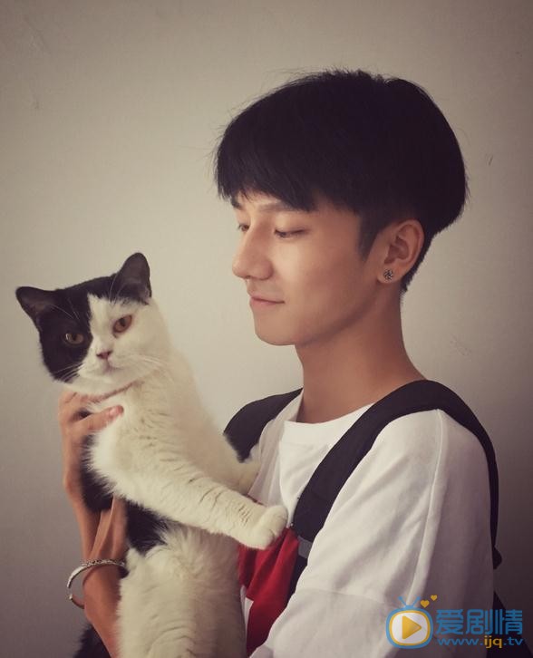 李熹子生活照 李熹子高清写真_李熹子高清剧照