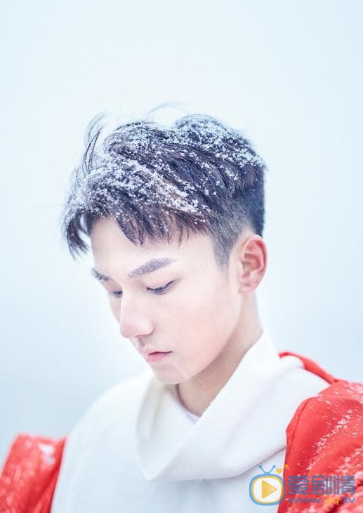 李熹子雪地写真 李熹子高清写真_李熹子高清剧照