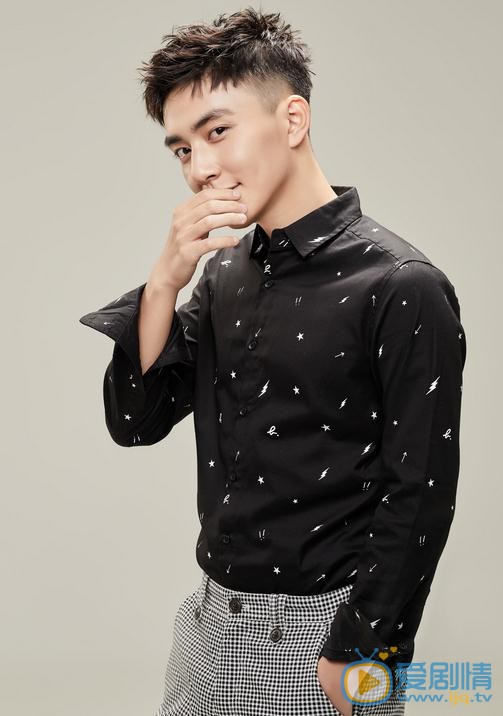 张诚航帅气写真 张诚航高清写真_张诚航高清剧照