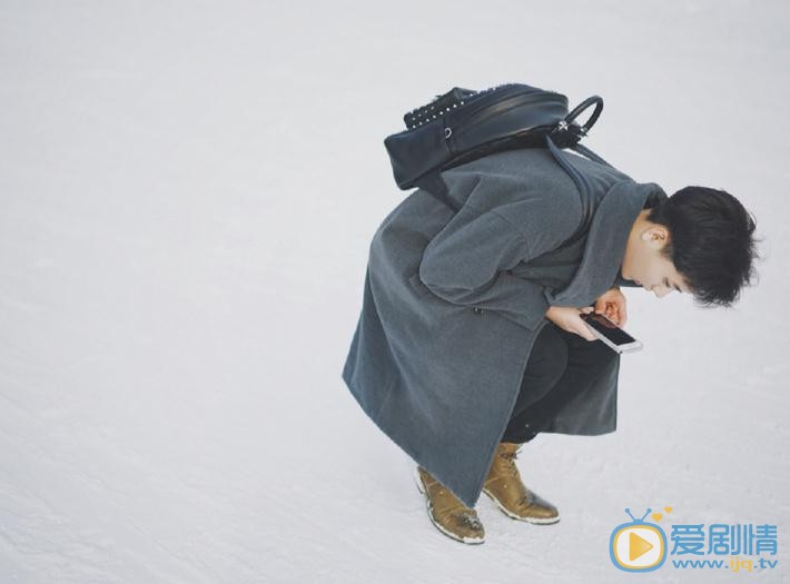 王宇威雪地写真 王宇威高清写真_王宇威高清剧照