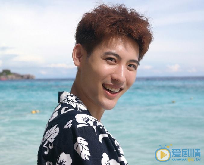 赵炫棋海边照 赵炫棋高清写真_赵炫棋高清剧照