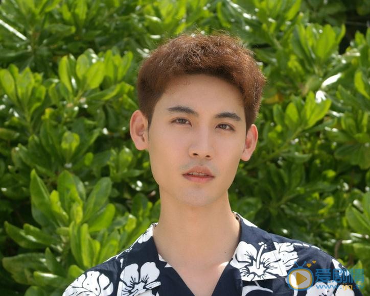 赵炫棋旅游照 赵炫棋高清写真_赵炫棋高清剧照