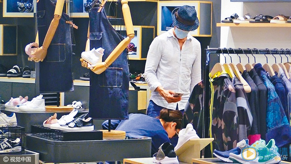 陈豪陈豪夫妇合照 陈豪高清写真_陈豪高清剧照