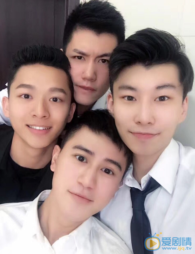 李昕哲生活照 李昕哲高清写真_李昕哲高清剧照