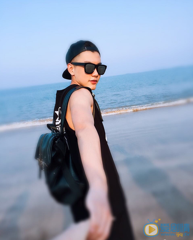 李昕哲生活照 李昕哲高清写真_李昕哲高清剧照