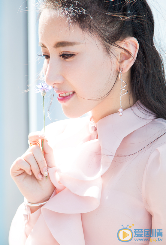 高语芯街拍写真 高语芯高清写真_高语芯高清剧照