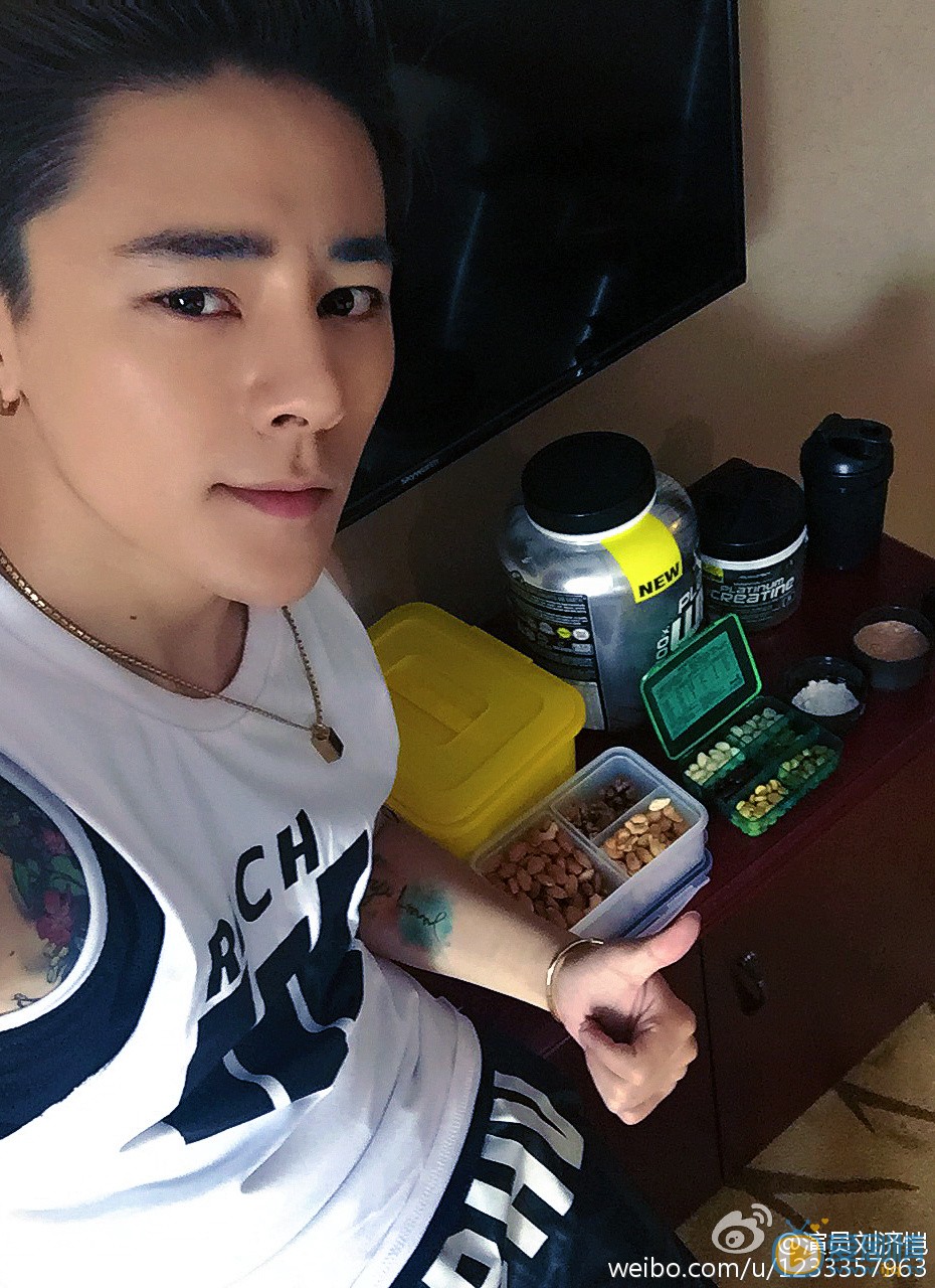 刘济恺生活照 刘济恺高清写真_刘济恺高清剧照