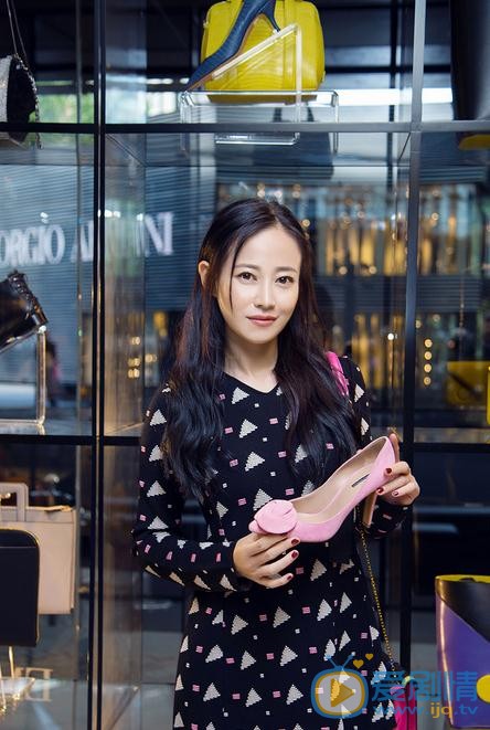 谭卓活动照 谭卓高清写真_谭卓高清剧照