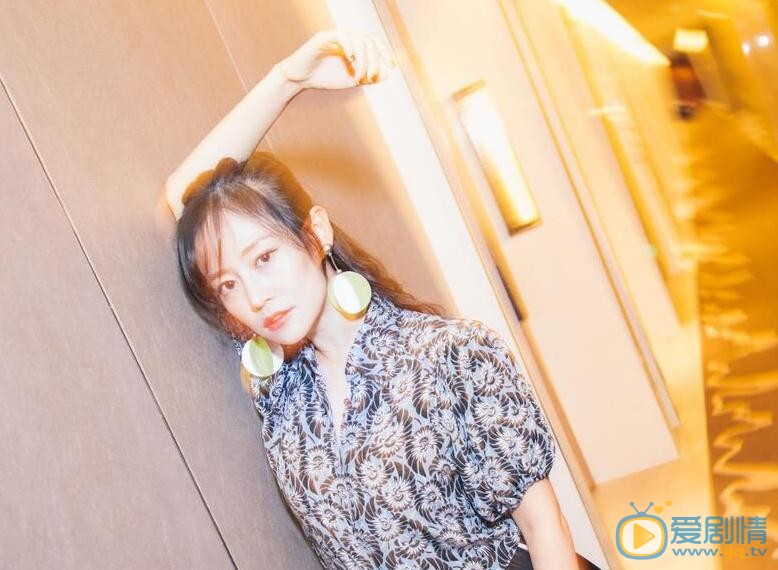 谭卓活动照 谭卓高清写真_谭卓高清剧照