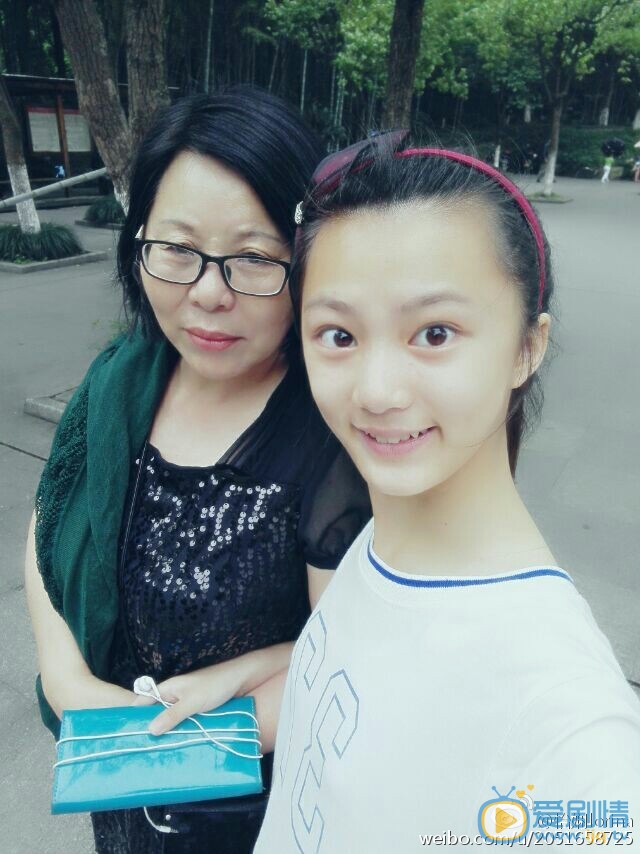 王陈怡娴生活照 王陈怡娴高清写真_王陈怡娴高清剧照