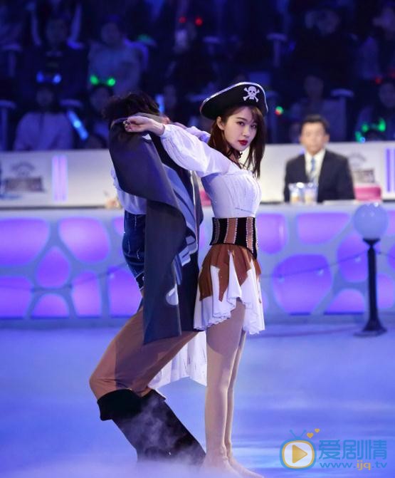 李菲儿《跨界冰雪王》节目照 李菲儿高清写真_李菲儿高清剧照