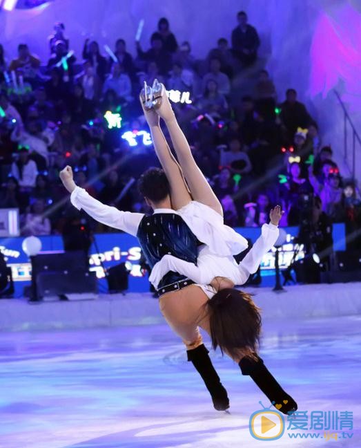 李菲儿《跨界冰雪王》节目照 李菲儿高清写真_李菲儿高清剧照