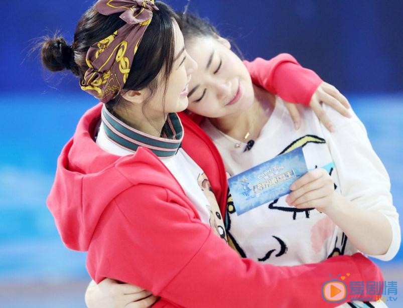 李菲儿《跨界冰雪王》节目照 李菲儿高清写真_李菲儿高清剧照