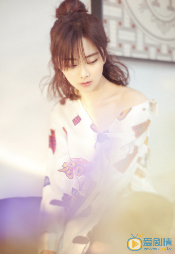 谭松韵时尚大片 谭松韵高清写真_谭松韵高清剧照