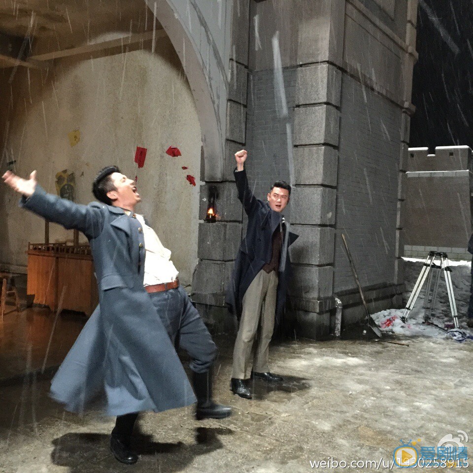 王泷正片场照 王泷正高清写真_王泷正高清剧照