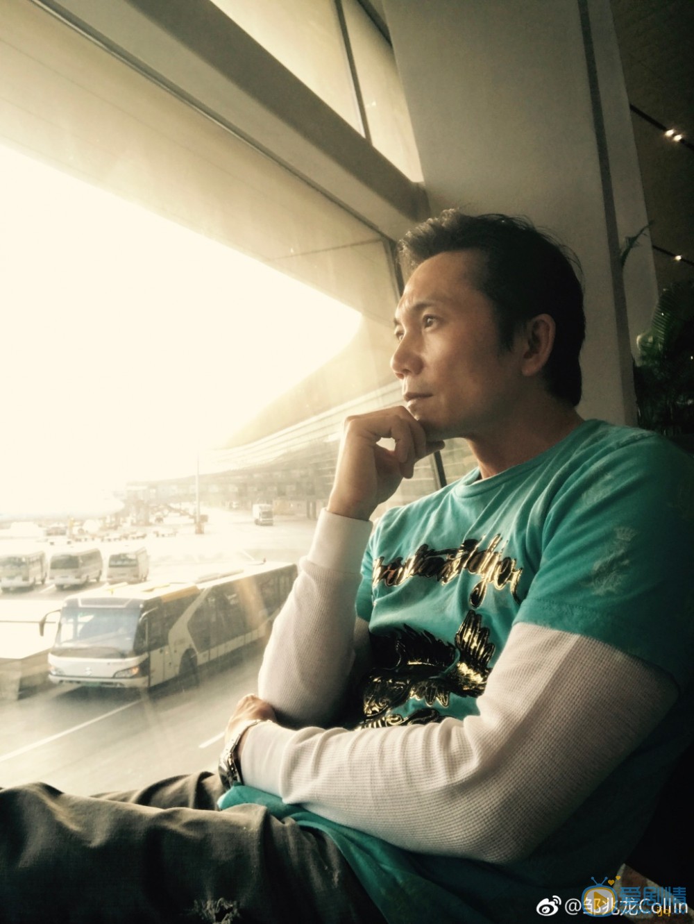 邹兆龙生活照 邹兆龙高清写真_邹兆龙高清剧照