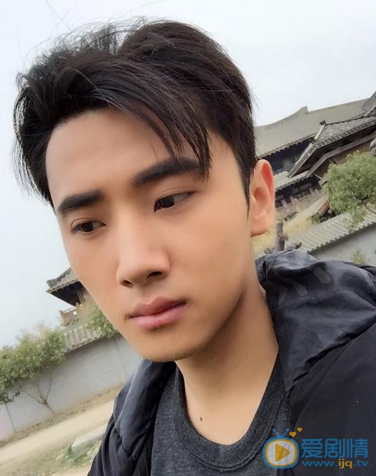 杨韬歌生活照 杨韬歌高清写真_杨韬歌高清剧照