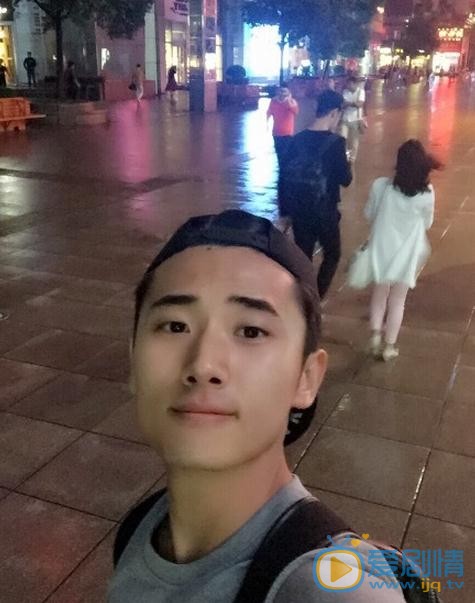 杨韬歌生活照 杨韬歌高清写真_杨韬歌高清剧照