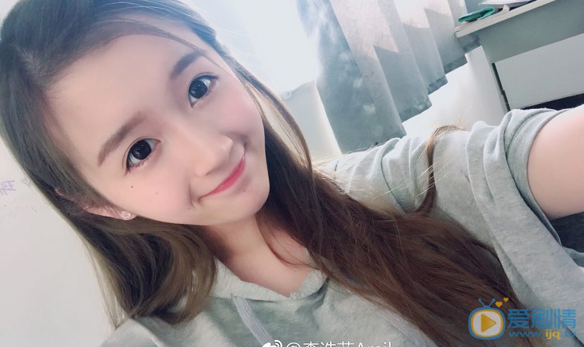 李浩菲生活照 李浩菲高清写真_李浩菲高清剧照