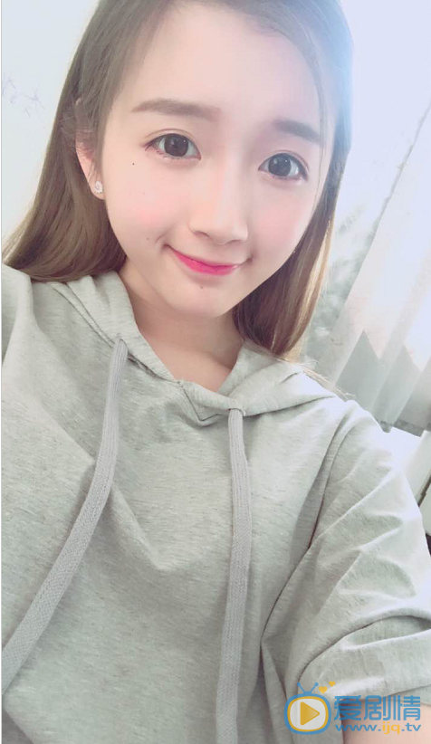 李浩菲生活照 李浩菲高清写真_李浩菲高清剧照