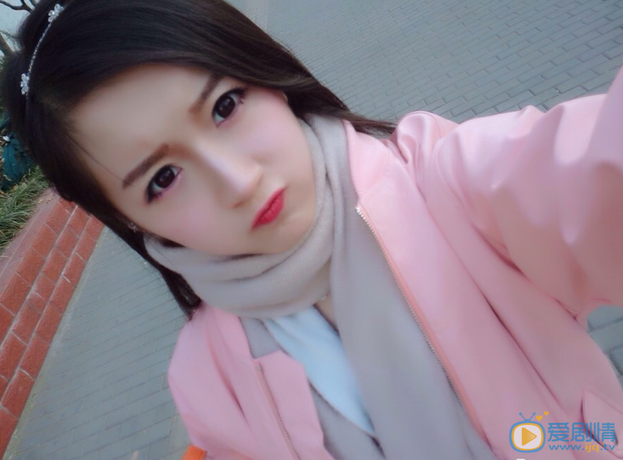 李浩菲生活照 李浩菲高清写真_李浩菲高清剧照