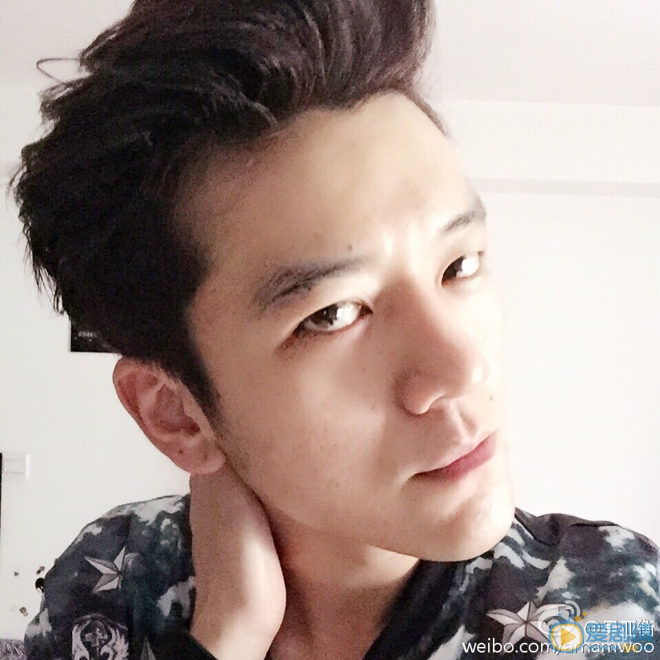 吴亚衡生活照 吴亚衡高清写真_吴亚衡高清剧照