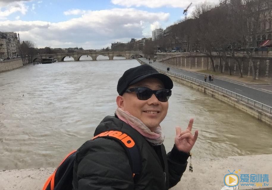梁超旅行照 梁超高清写真_梁超高清剧照