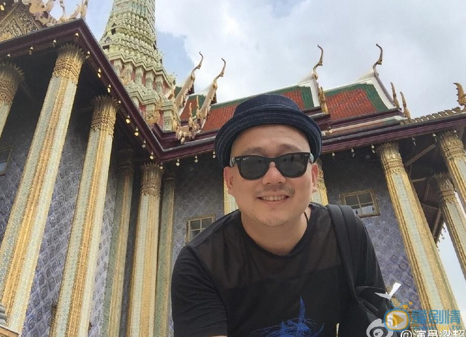 梁超旅行照 梁超高清写真_梁超高清剧照