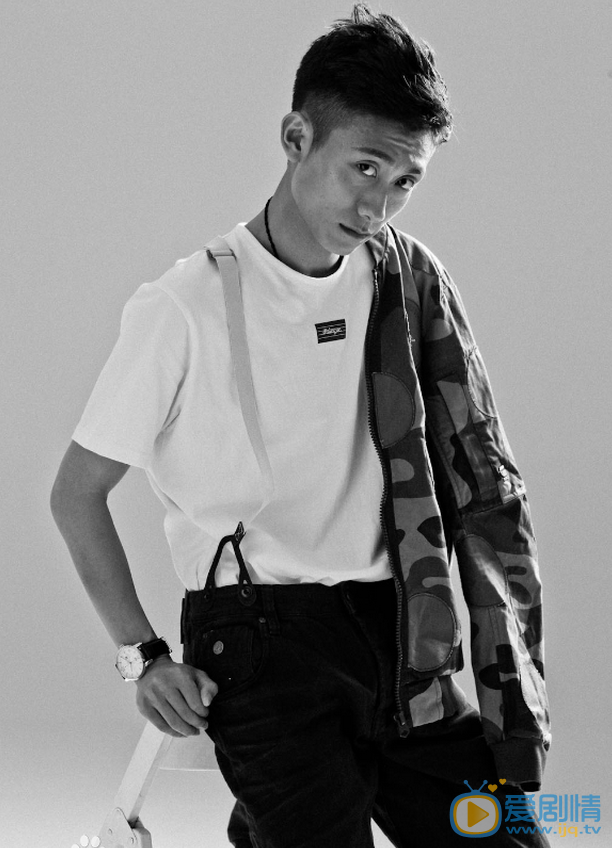 张一山时尚写真 张一山高清写真_张一山高清剧照