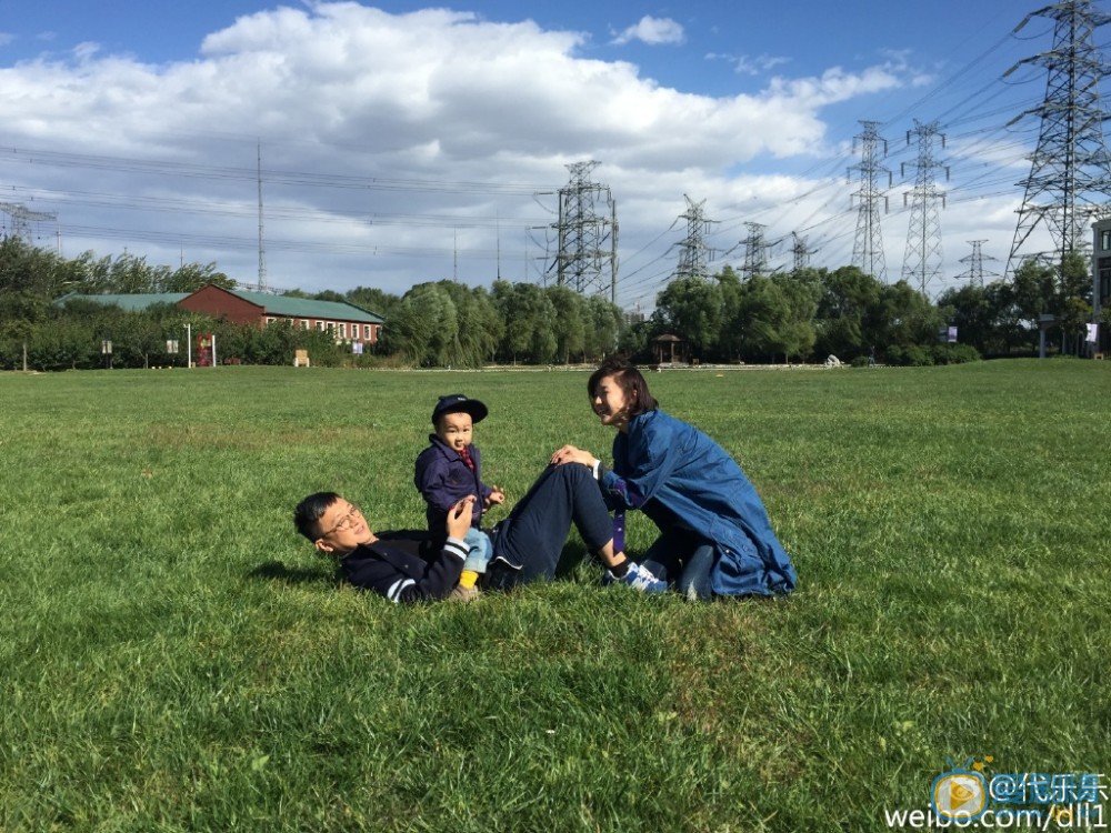 代乐乐全家福 代乐乐高清写真_代乐乐高清剧照