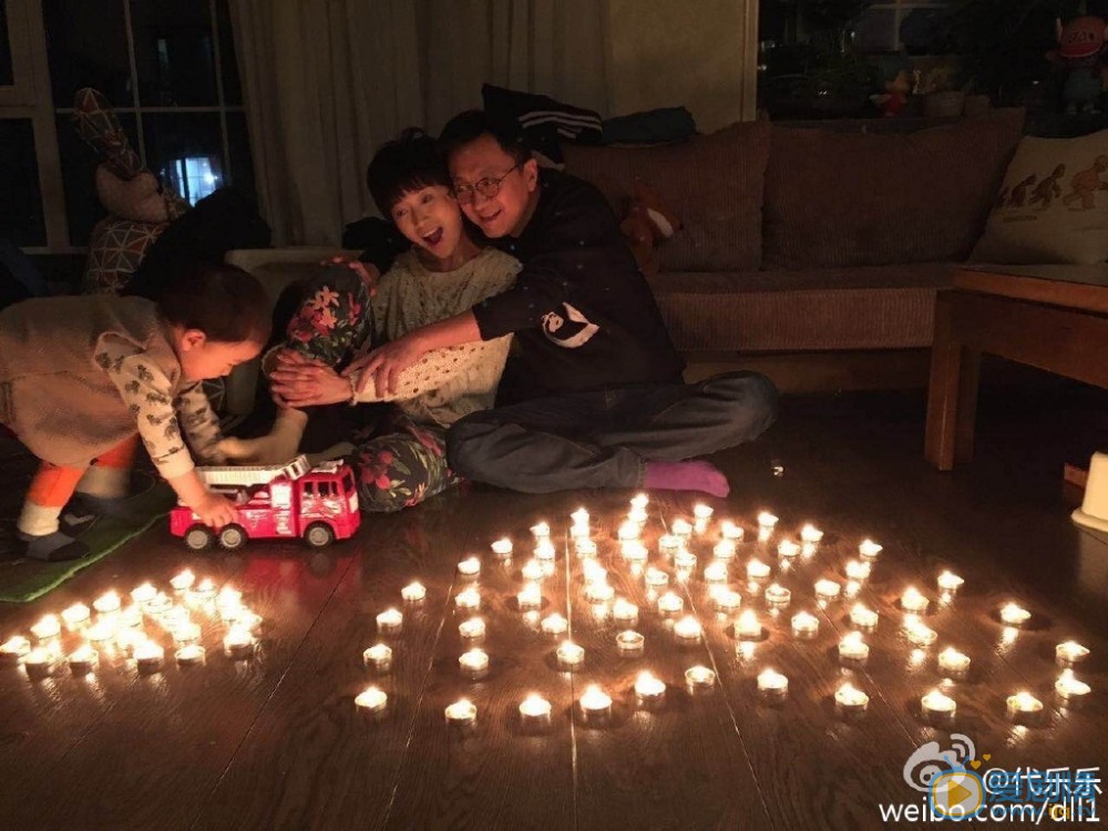 代乐乐全家福 代乐乐高清写真_代乐乐高清剧照