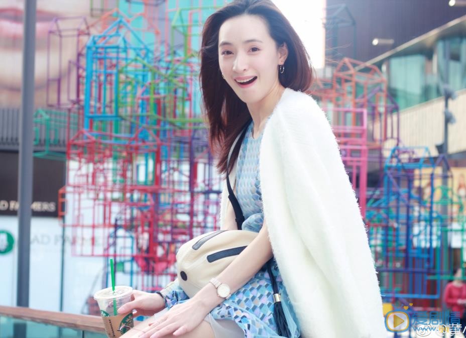 黄小戈时尚街拍 黄小戈高清写真_黄小戈高清剧照