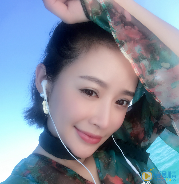 瑛子生活照 瑛子高清写真_瑛子高清剧照