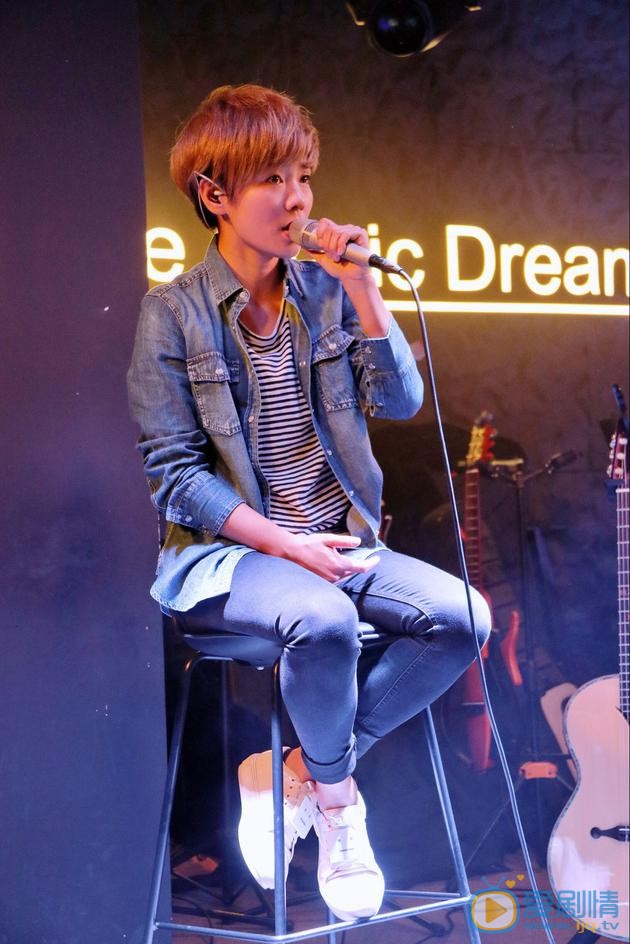 许飞巡演演唱会 许飞高清写真_许飞高清剧照