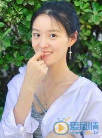 王佳宇慵懒写真 王佳宇高清写真_王佳宇高清剧照
