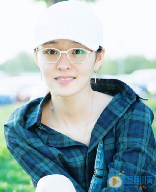 王佳宇慵懒写真 王佳宇高清写真_王佳宇高清剧照