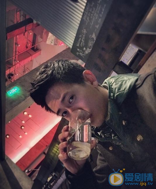 韩宇辰生活照 韩宇辰高清写真_韩宇辰高清剧照