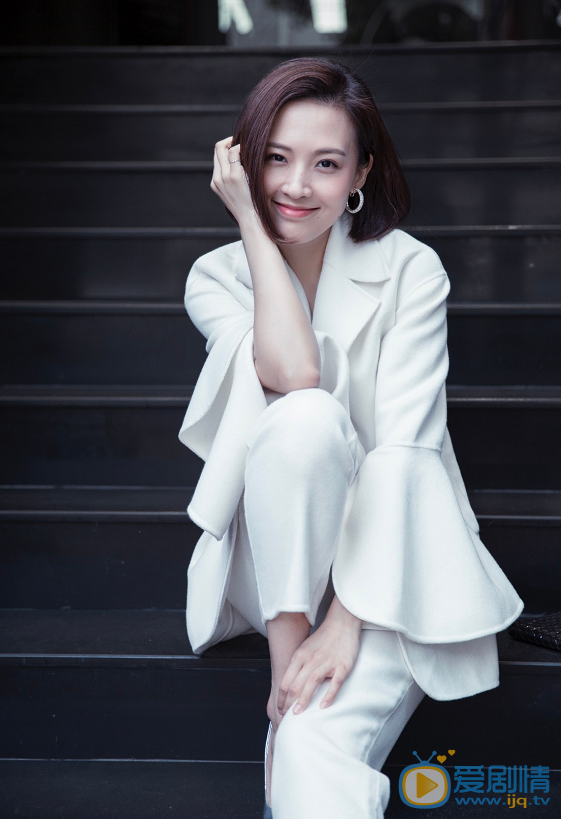  我的前半生薇薇安是谁演的？薇薇安扮演者郑罗茜个人资料及写真生活照欣赏