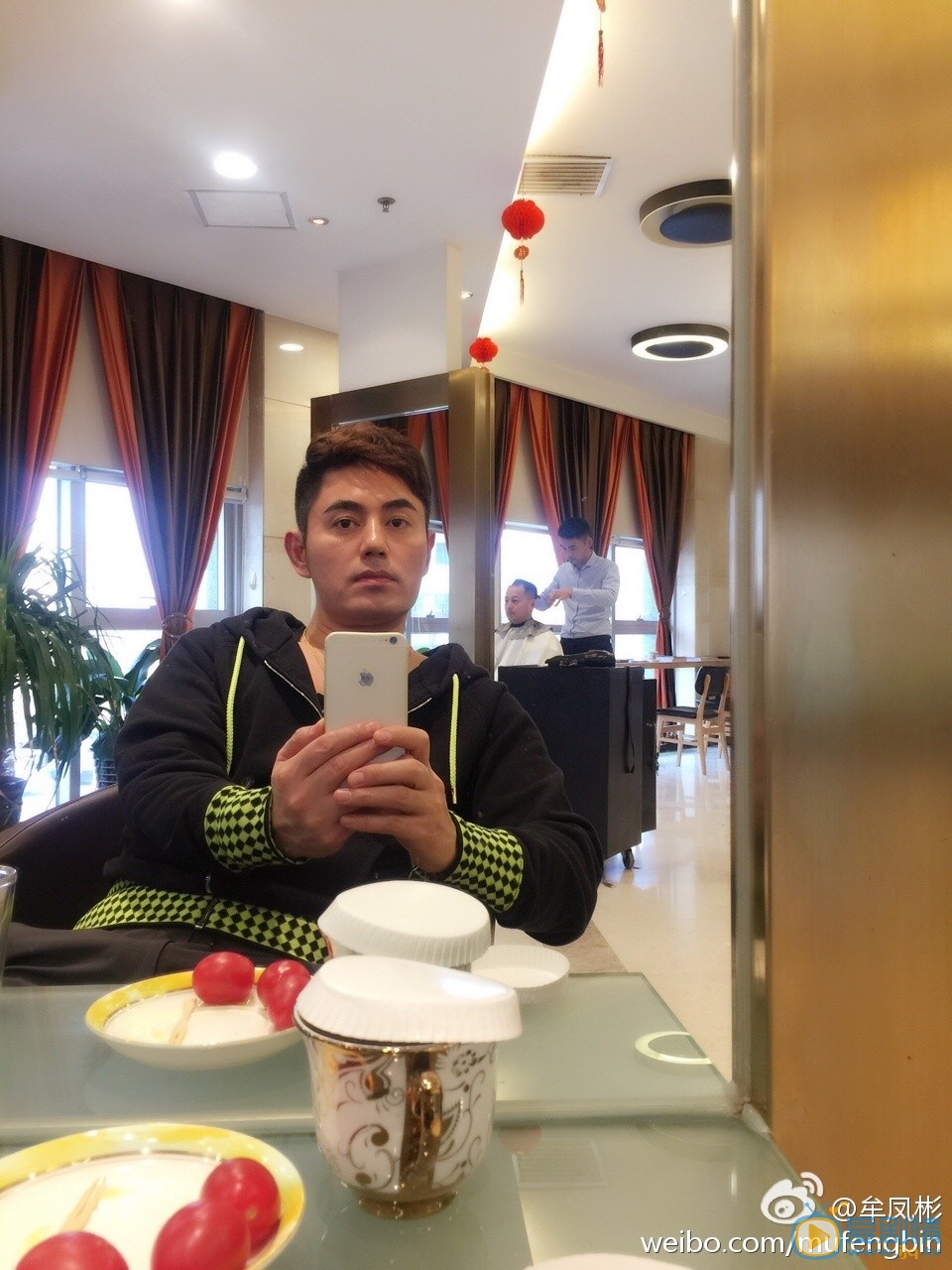 牟凤彬片场照 牟凤彬高清写真_牟凤彬高清剧照