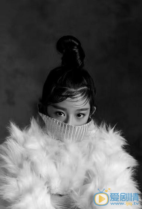 黄杨钿甜帅气写真 黄杨钿甜高清写真_黄杨钿甜高清剧照