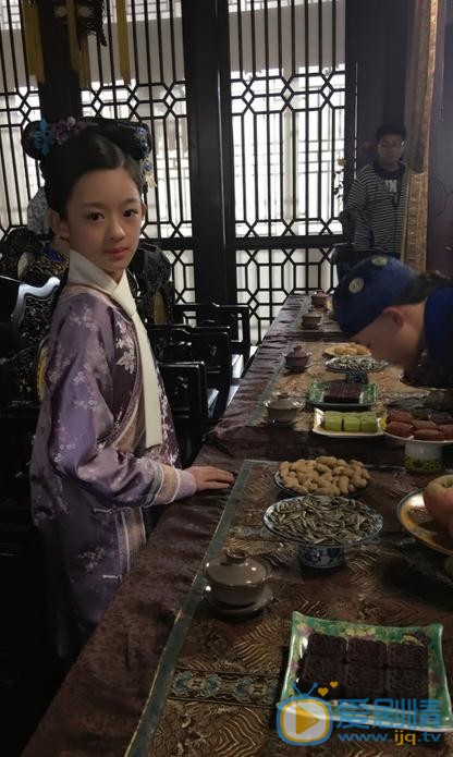黄杨钿甜片场照 黄杨钿甜高清写真_黄杨钿甜高清剧照