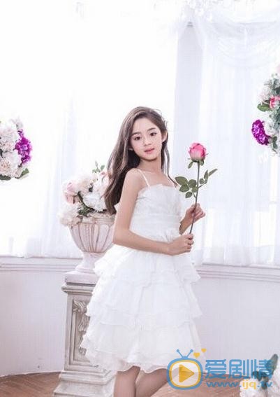 黄杨钿甜甜美写真 黄杨钿甜高清写真_黄杨钿甜高清剧照