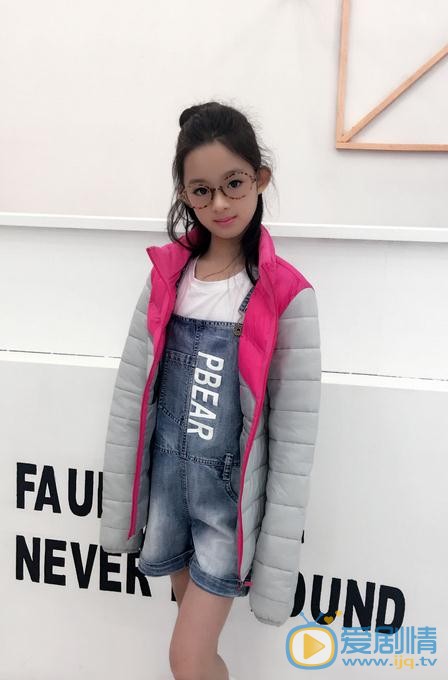 黄杨钿甜生活照 黄杨钿甜高清写真_黄杨钿甜高清剧照