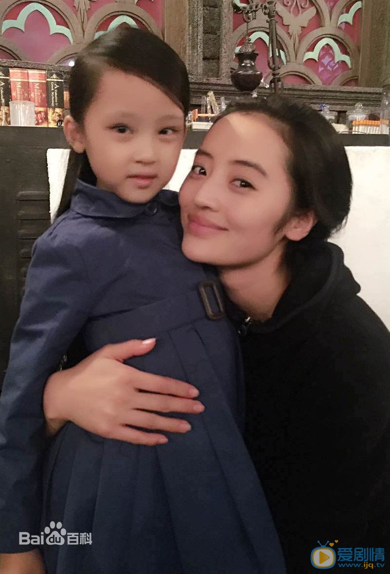 张婉儿明星合照 张婉儿高清写真_张婉儿高清剧照